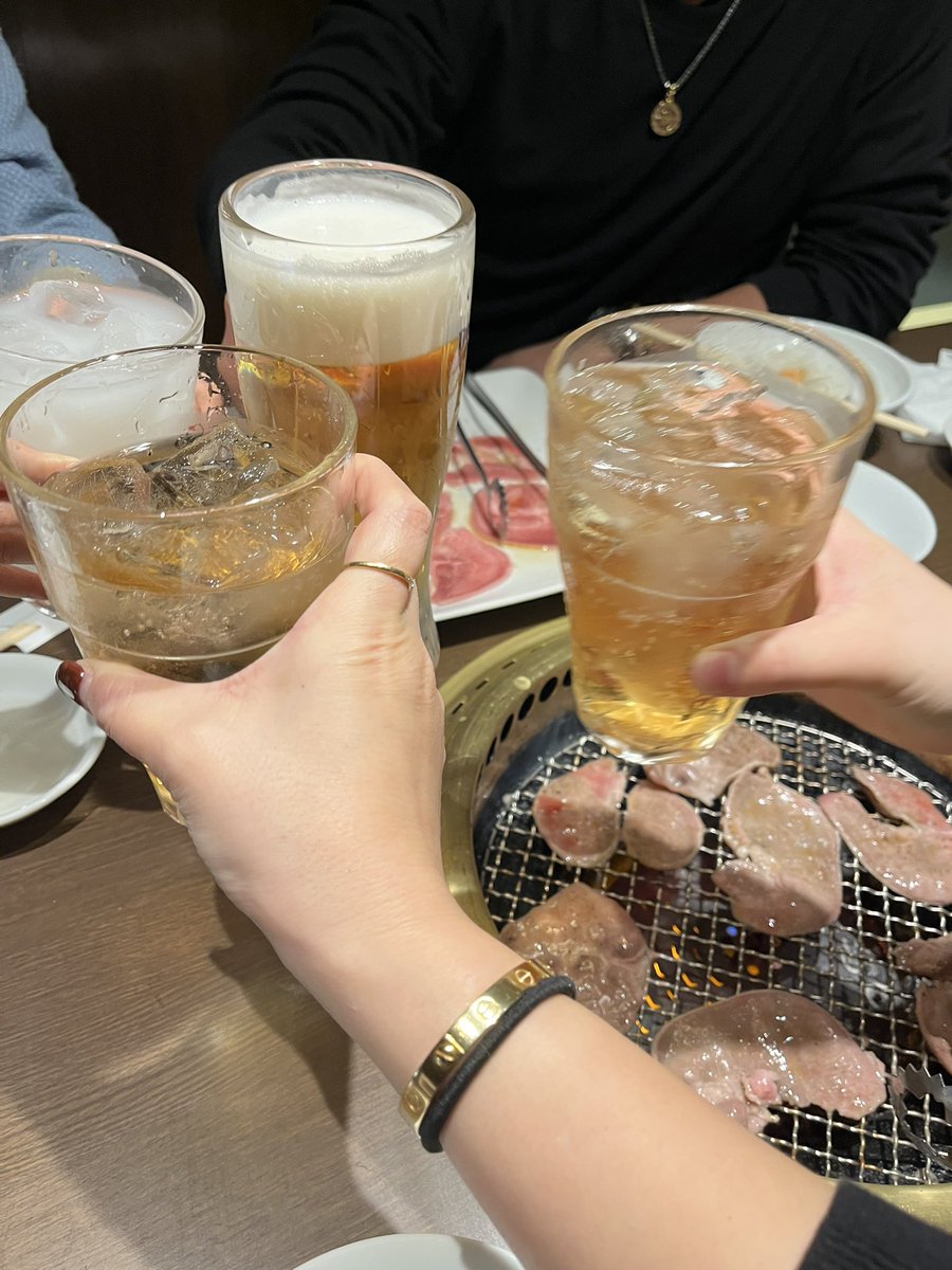 かんぱーい🍾🤗
<a href="/Channel_R_/">R/あーる</a>