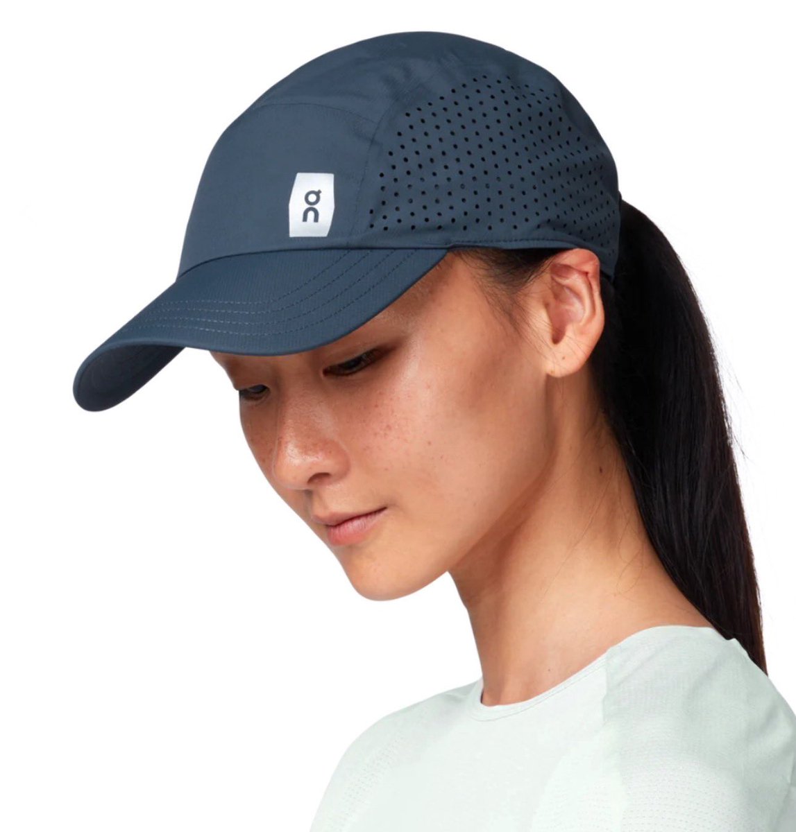 A good running cap should be lightweight and fast-drying. New On-Running caps are back in stock. They’ve got laser-cut ventilation and are made from a tear-proof woven fabric.
runnersretreat.co.uk