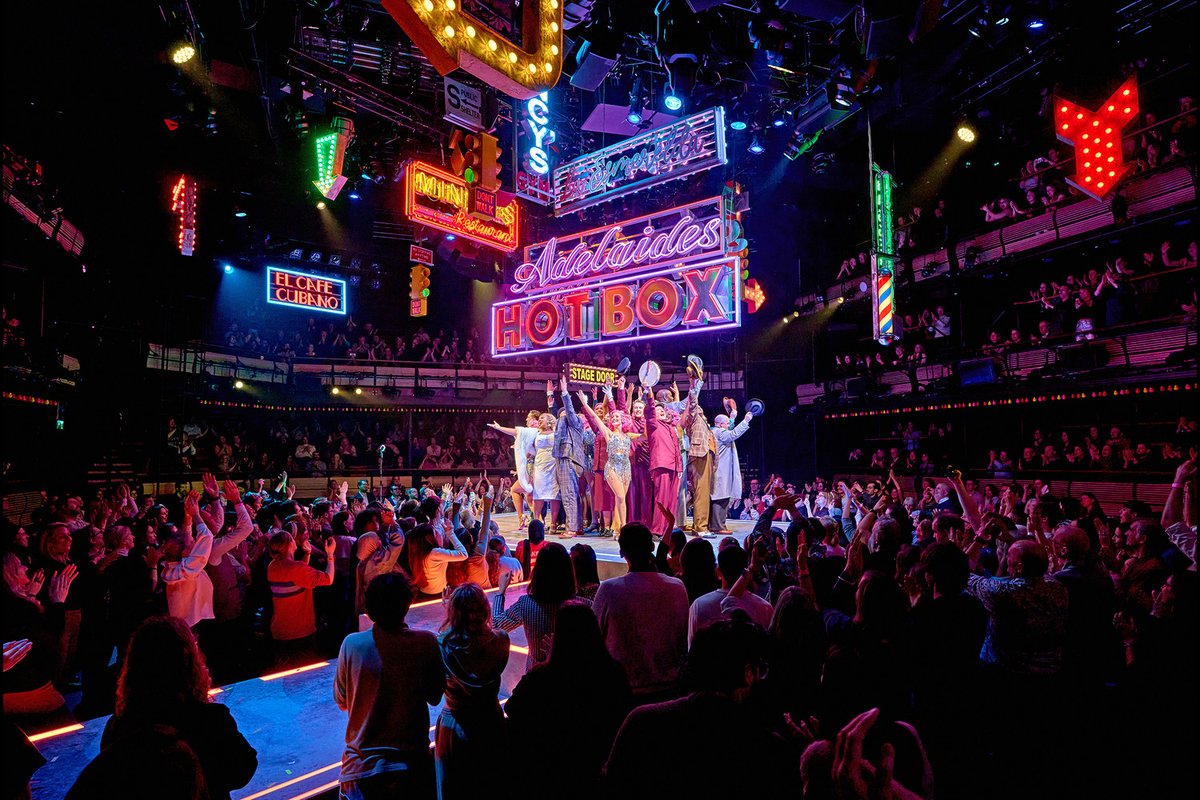 Guys and Dolls ★★★★★ – The all-immersive revival of the deservedly popular musical marches on, with a magical mix of new & established cast members, says @JudiHerman. See the new cast until 31 Aug @_BridgeTheatre & read Judi's review on the JR blog: jewishrenaissance.org.uk/blog/guys-and-…