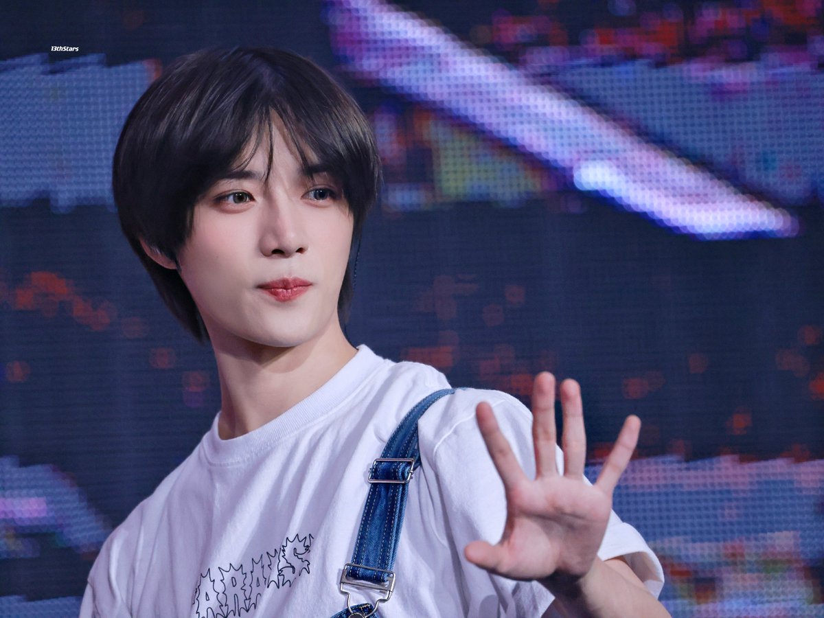 13thStars's tweet photo. 이목구비가 인형 같다…
#범규 #BEOMGYU #ボムギュ #崔杋圭
#TXT #TOMORROW_X_TOGETHER
#투바투 #투모로우바이투게더 #fanlive #txtfanlive https://t.co/cqpuysEcaX
