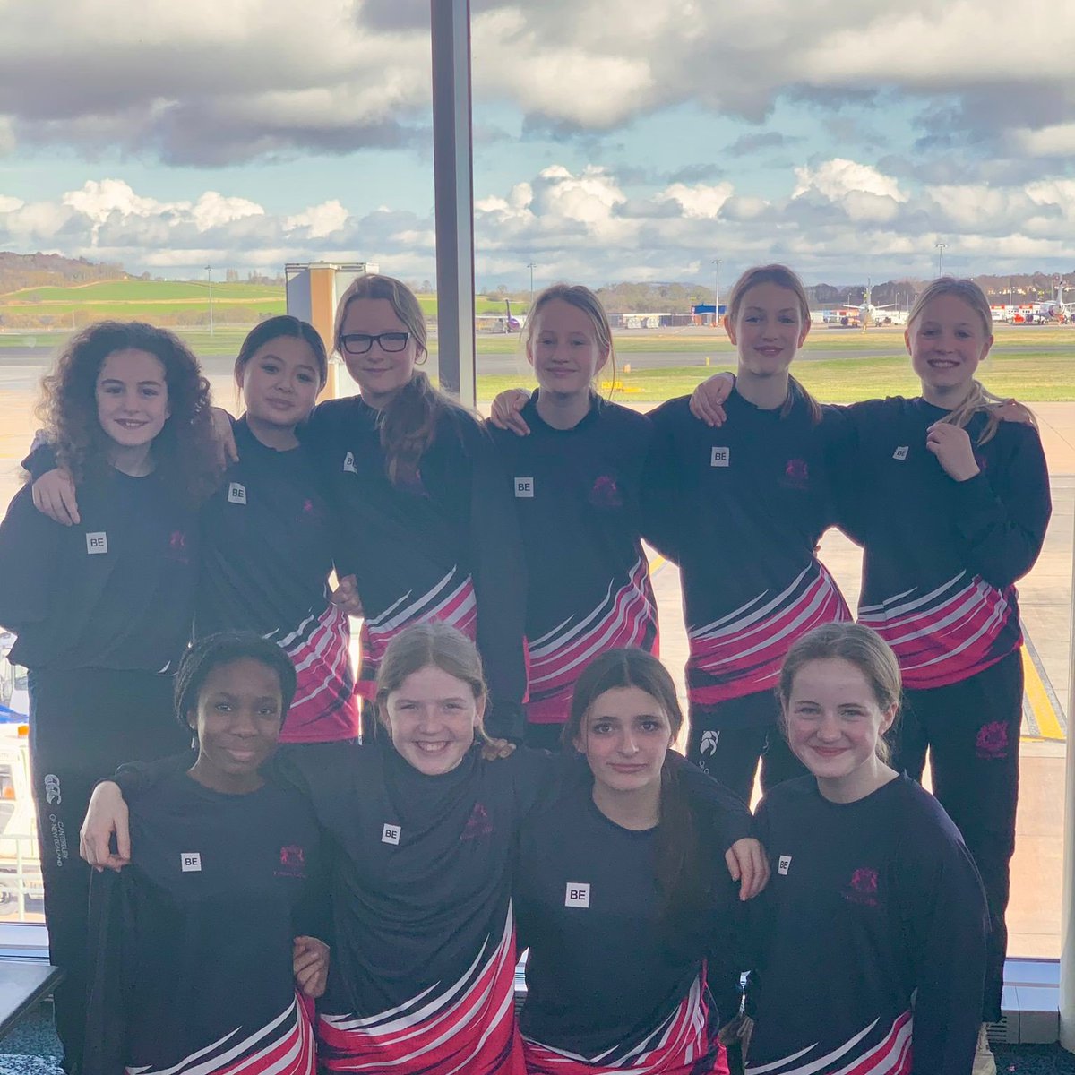 Our Under 13 Netball team have headed south for the IAPS Netball Finals. 👏🌟👏 We wish them the best of luck today! 🌟🐝🌟