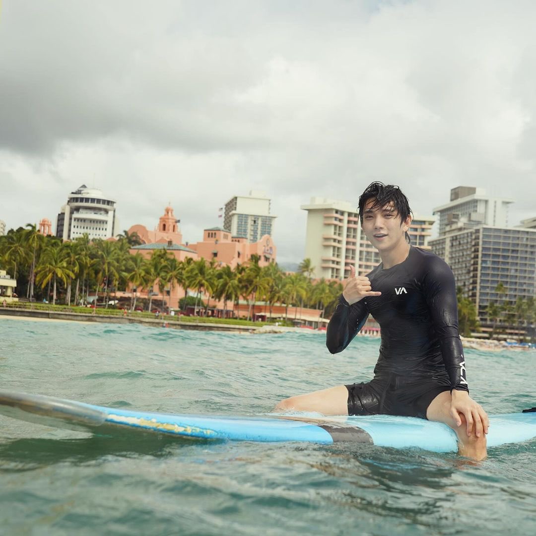 shuasmedia's tweet photo. something about surfer joshua hong https://t.co/gU2y6mW6GZ