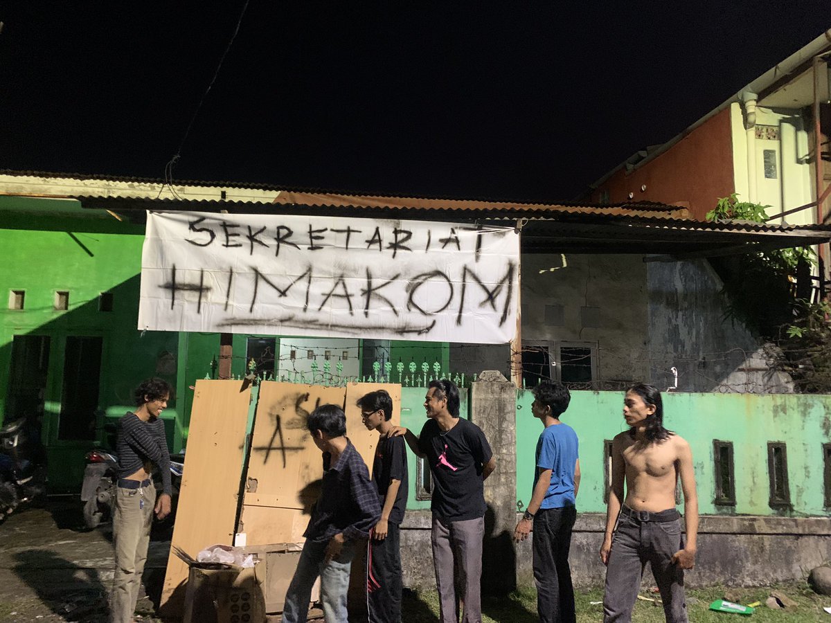 himakomers_org's tweet photo. HIDUP TERUS HIMPUNANKU

#HIDUPHIMAKOM https://t.co/kZIioR1pIz