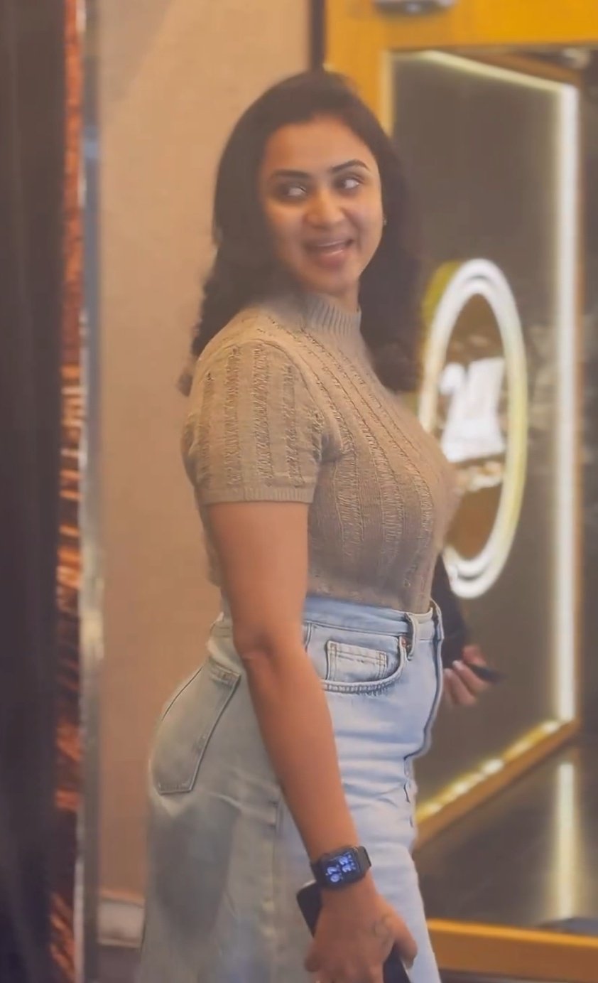 GJB3jFxXwAAUPqT?format=jpg&name=large