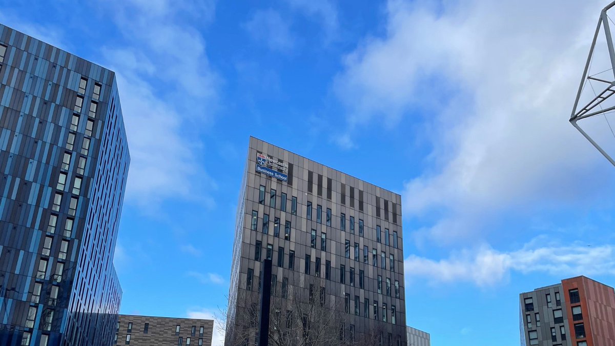 Morning walks to the Business School 🌥️ Every Tuesday we showcase photos from around campus and the city. Make sure to include the hashtag #NUBSTuesdays in your post to be featured on our feed. #NCLBusiness #WeAreNCL