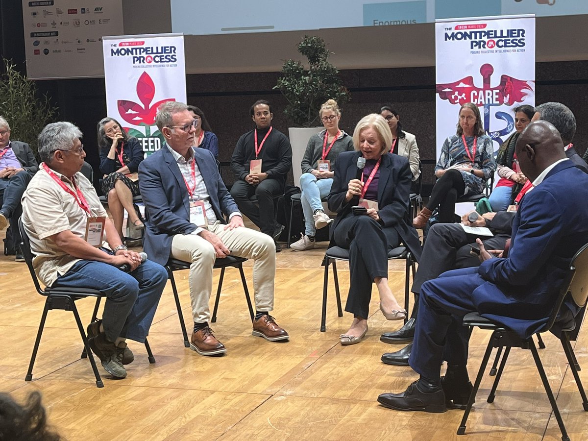 vnereah's tweet photo. Strengthening the science-policy interface: some ideas 💡.
Conversation moderated by @CGIAR Cargele Masso, Director, Environmental Health and Biodiversity Impact Area Platform.
#Montpellier #globaldays https://t.co/AVmEribnMA