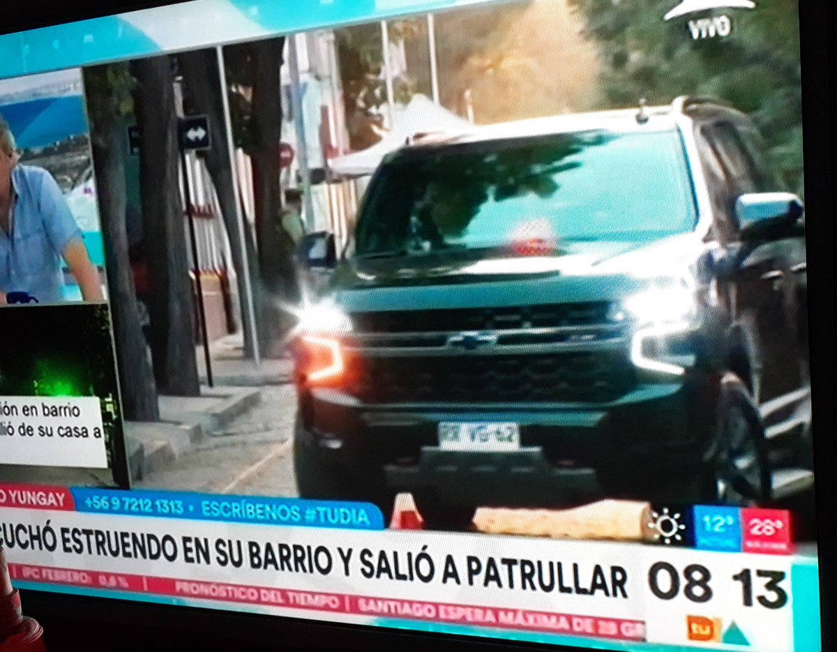Lindo. Martes 19 de marzo del 2024, a las 08.13 y el señorito aún no sale de su casa al trabajo. Yo a las 6.20 de la mañana, esperando bus en el paradero con mis dos hijos. Cero preocupación por Chile.