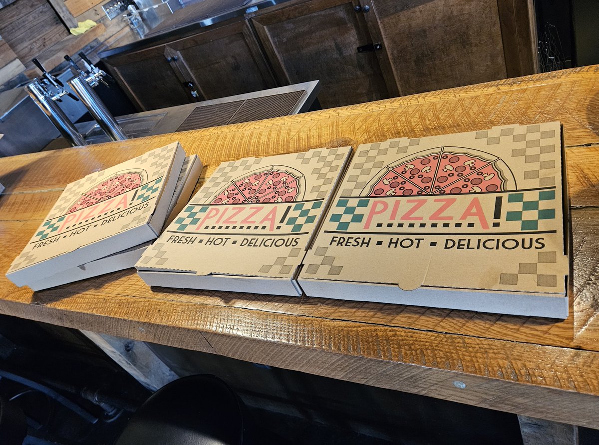 ritabeerfest's tweet photo. We had a fun little get together last night Cinder Block Brewery. Everybody's got a busy schedule so we appreciate all those who made it out to eat some pizza from Helen's J.A.D Bar &amp; Grill, drink some delicious beers, and talk Rally in the Alley. See everyone on Saturday! https://t.co/FvSN4TKyMZ