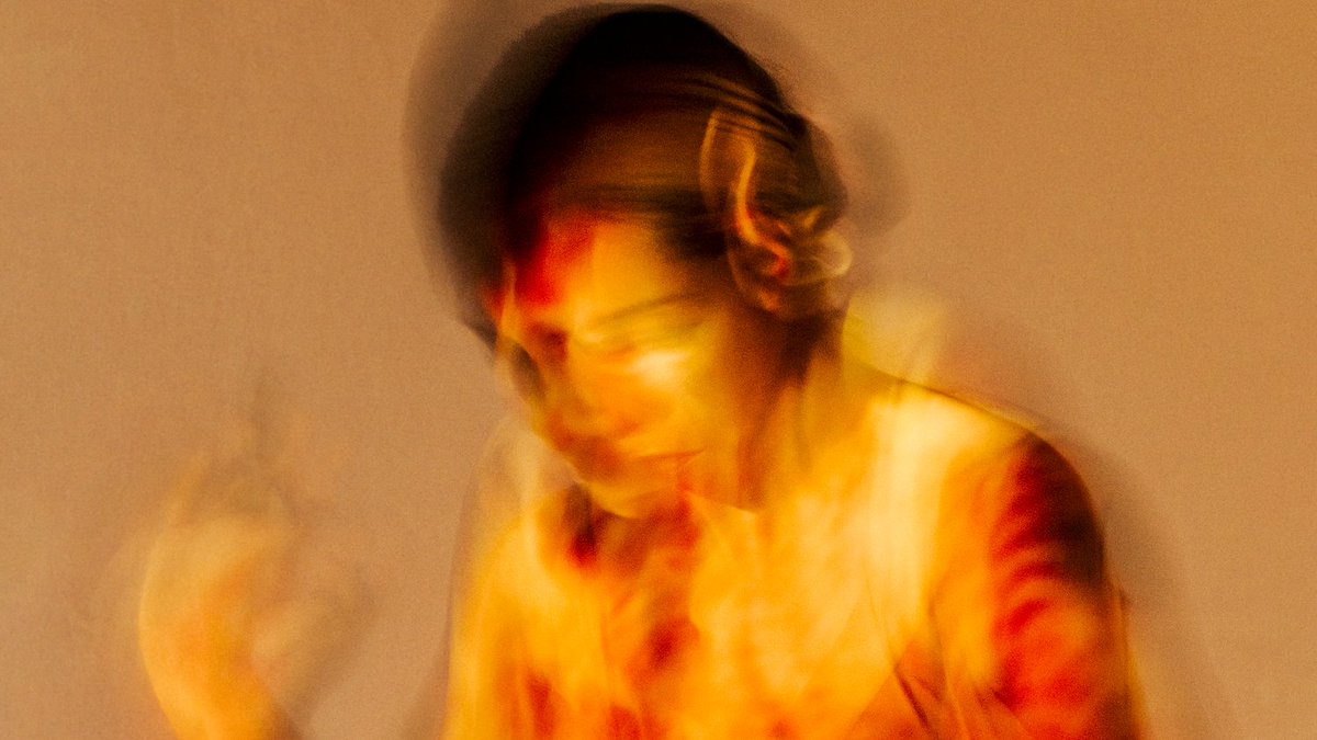 "A scorching performance of energy and incandescent passion for life." The Crack Magazine

Hot House opens at <a href="/BlackwoodMiners/">Blackwood Miners' Institute</a> TOMORROW! 

Book your tickets today: blackwoodminersinstitute.com/en/whats-on/ho…