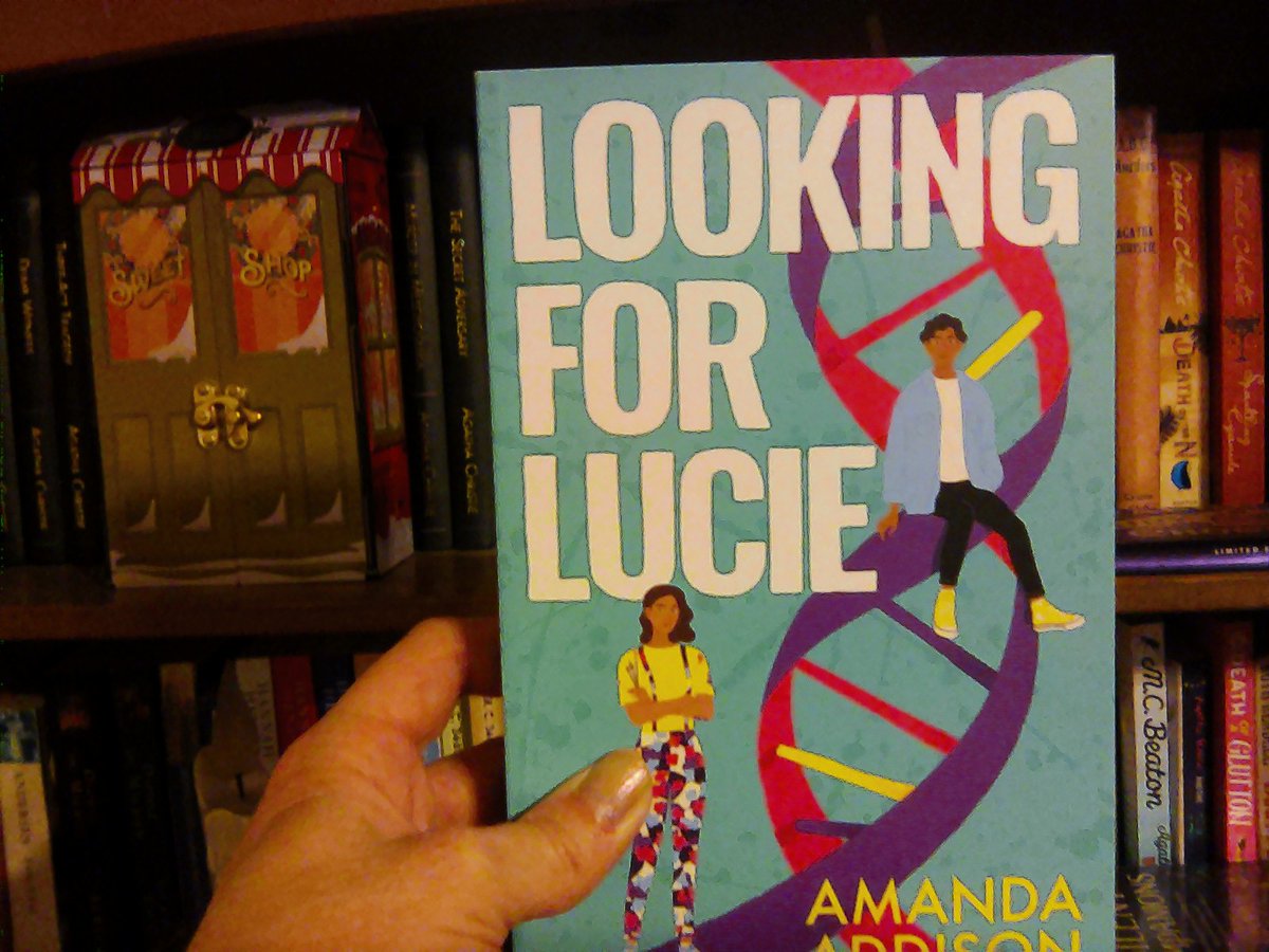 The second parcel contained a this book with its lovely colourful cover, that I'm reviewing for @The_WriteReads in April 😊 thank you very much to @NeemTreePress for sending me a copy! #BookTwitter