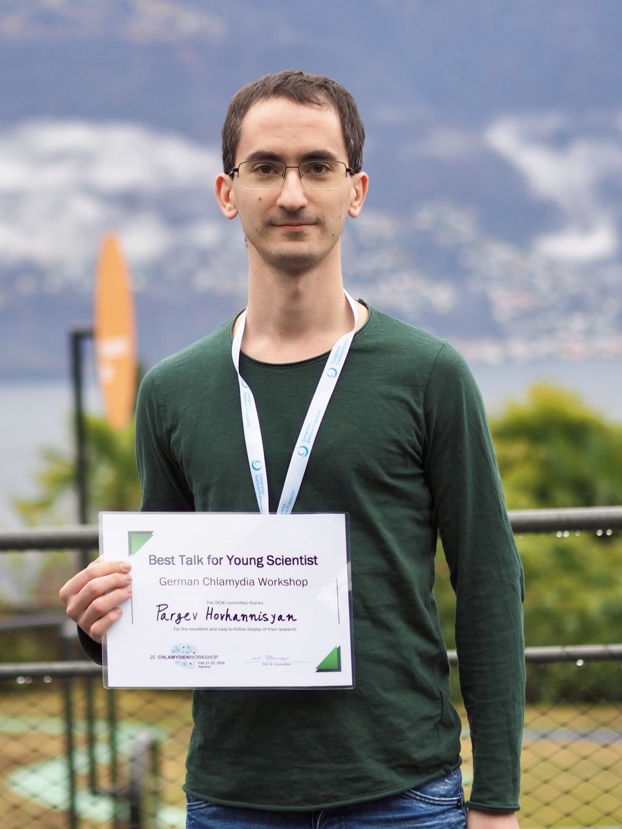 🎉Congrats Pargev Hovhannisyan on winning  the Best Talk Award at the 20th Chlamydia Workshop in Ascona! Presenting research on "Chlamydia trachomatis infection using urogenital primary  cells", Pargev showed his excellent contributions during his time at the GRK2157🏆