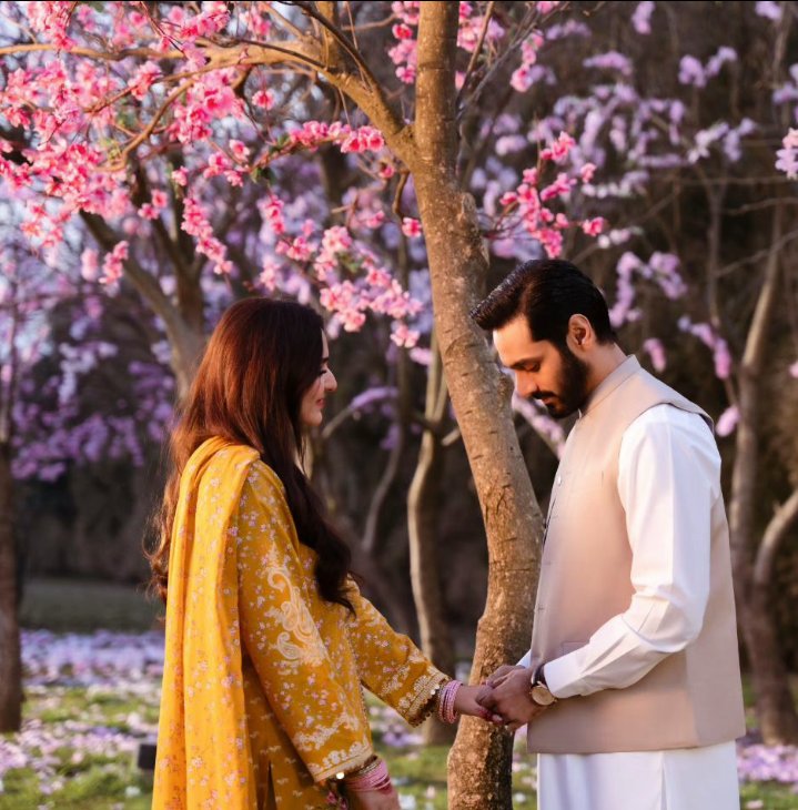Butterf37377662's tweet photo. Aurrrr kitna Khajana hai Nishat Linen!!!!!
Nee pics

Prettiest they are, these caps r so adorable 🫀🥺🫀🥺🌼

#YumHaj #YumnaZaidi #WahajAli https://t.co/USVw3qyMPd