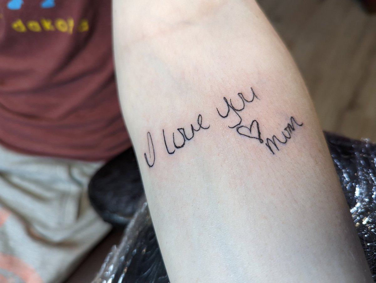 RenotsTattoo's tweet photo. https://t.co/C4SRQ5Mhlk