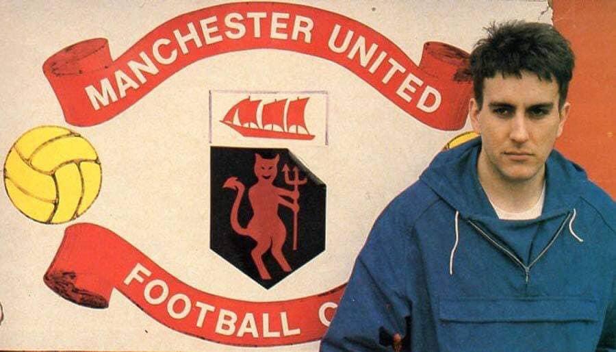 Mostonianrat's tweet image. Terry Hall would of been 65 today. 

A Coventry lad with a huge love for Manchester United, the upcoming FA Cup Semi Final between both team would be a perfect setting &amp;amp; opportunity to honour him. 

C’mon @ManUtd @Coventry_City 

#TerryHall 🇾🇪