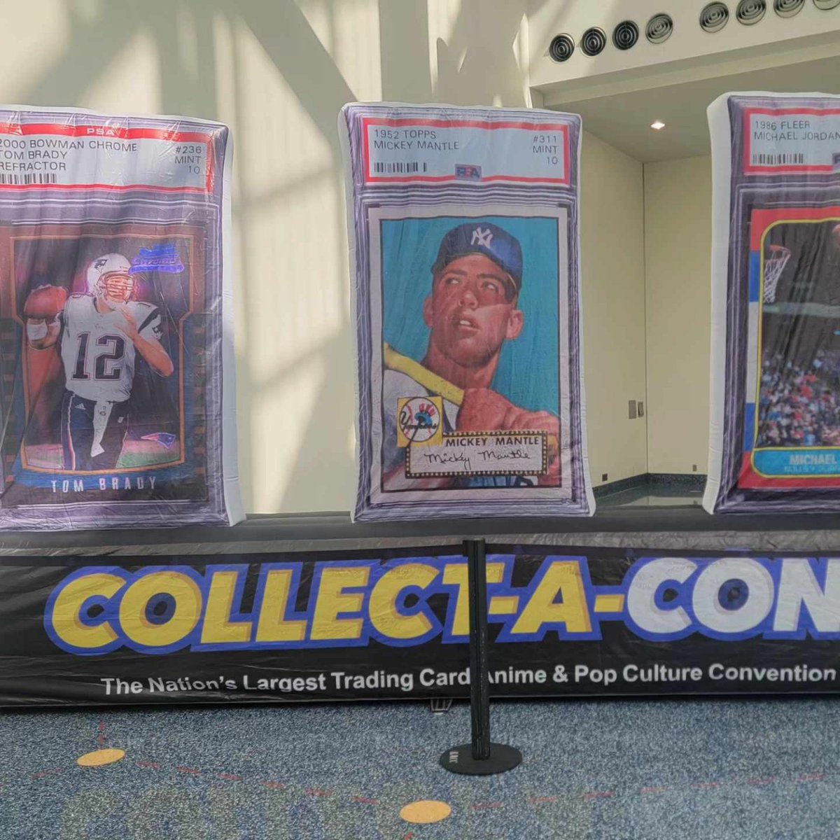 PeopleOfCon's tweet photo. 🎉 Explored @Collect_A_Con LA in my #Left4Dead Francis #Cosplay &amp; it was epic! From rare finds to meeting icons like THEEE @WilliamShatner 🕹️✨ Check out my review for more: https://t.co/VWeeuRXIay

#PopCulture #CardCollectors #Convention #PopCulture #GeekTherapy #HavingFun https://t.co/hk44ZKOB2r