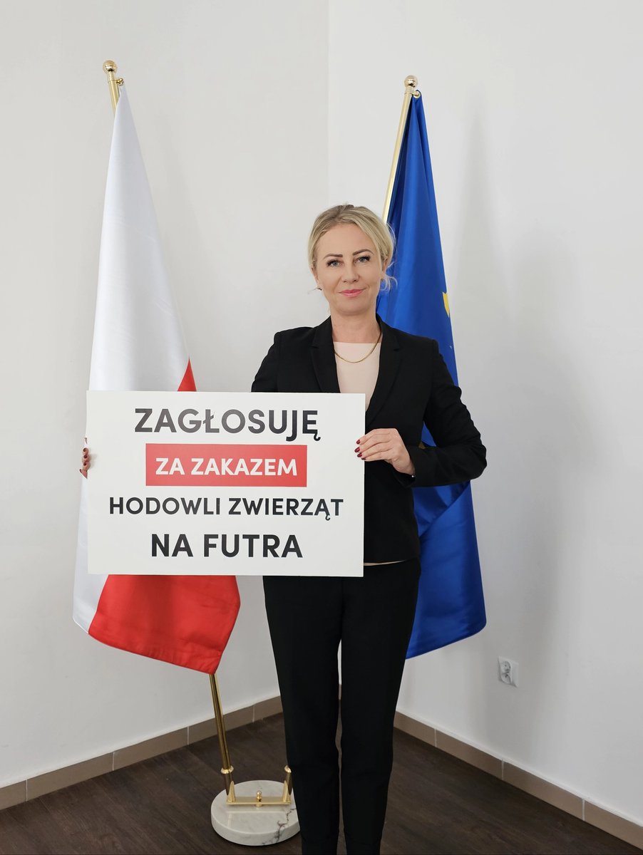 Posłanki i posłowie deklarują poparcie dla zakazu hodowli zwierząt na futra! Dziękujemy @BodnarIzabela - Posłanka na Sejm RP, że stoi po stronie zwierząt! Posłanka podkreśla, że robi to dla zwierząt, ale z uwzględnieniem potrzeb ludzi z tej branży. Czas na zakaz! 📷…