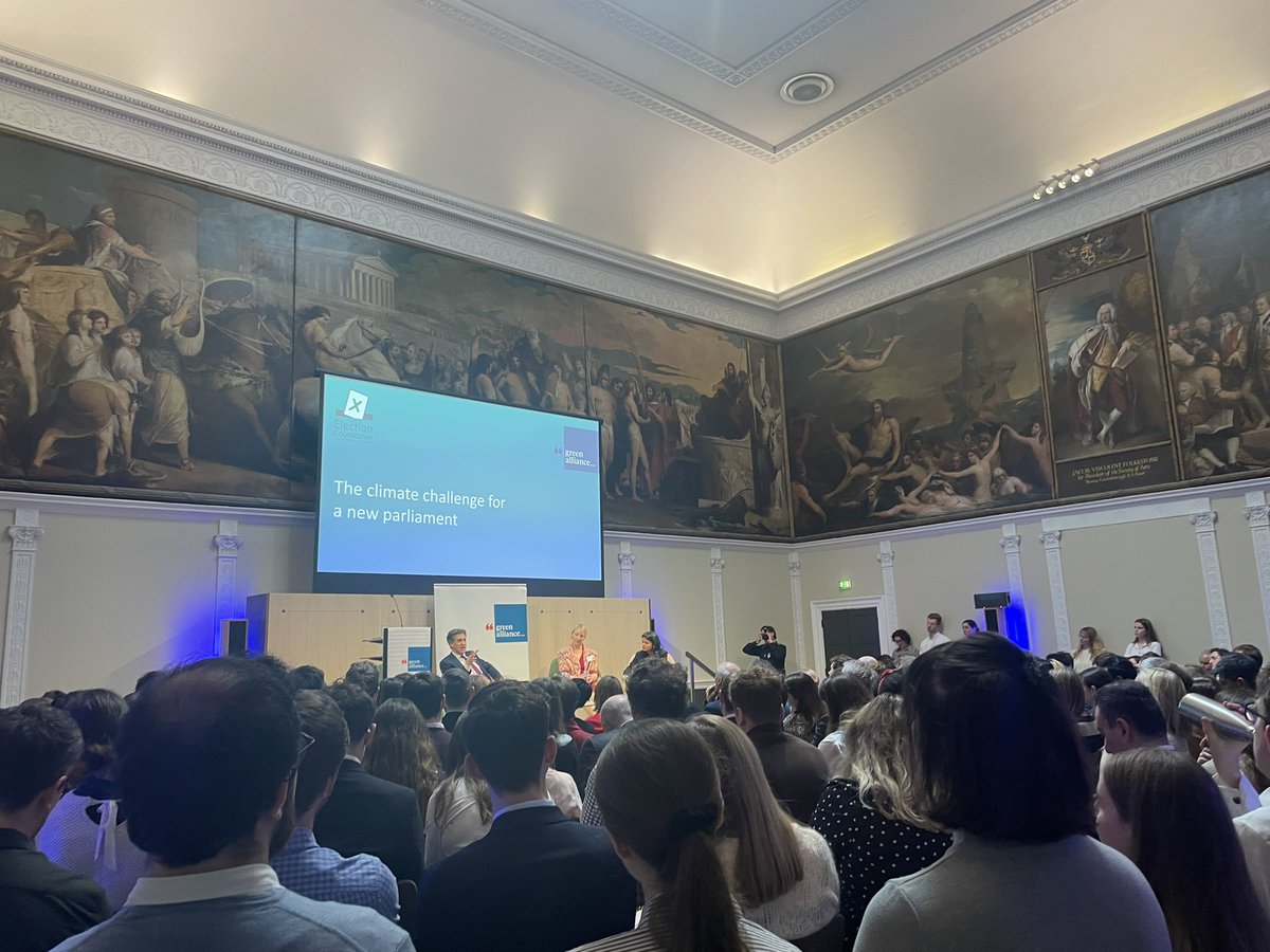 A_SJohnstone's tweet photo. Interesting comment from @ELPinchbeck at @GreenAllianceUK, that according to @EnergyUKcomms members, negative headlines in the U.K. on climate policy and net zero transition is making them look to other countries to invest. https://t.co/uzHTNh2xcu