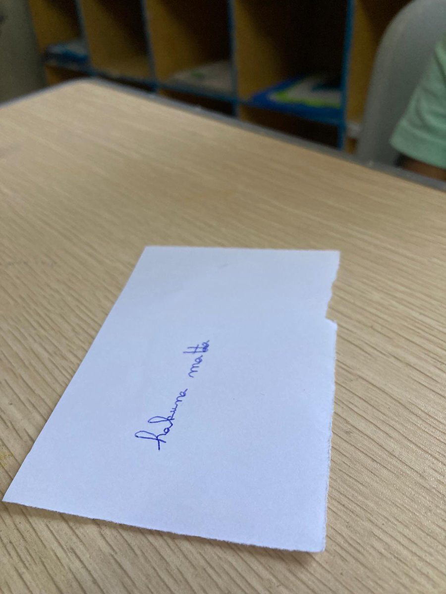 aimecesairedkr's tweet photo. Les CE2 de l’école Aimé Césaire et de l’EFS Dial Diop traitent philosophiquement le thème du langage.
Une première rencontre inter écoles se prépare pour discuter et mettre en commun leurs pensées et réflexions.
@aefe_zao @aefeinfo @EdwigeChirouter #philosophie #PenseeCritique https://t.co/uNWqQhluIX