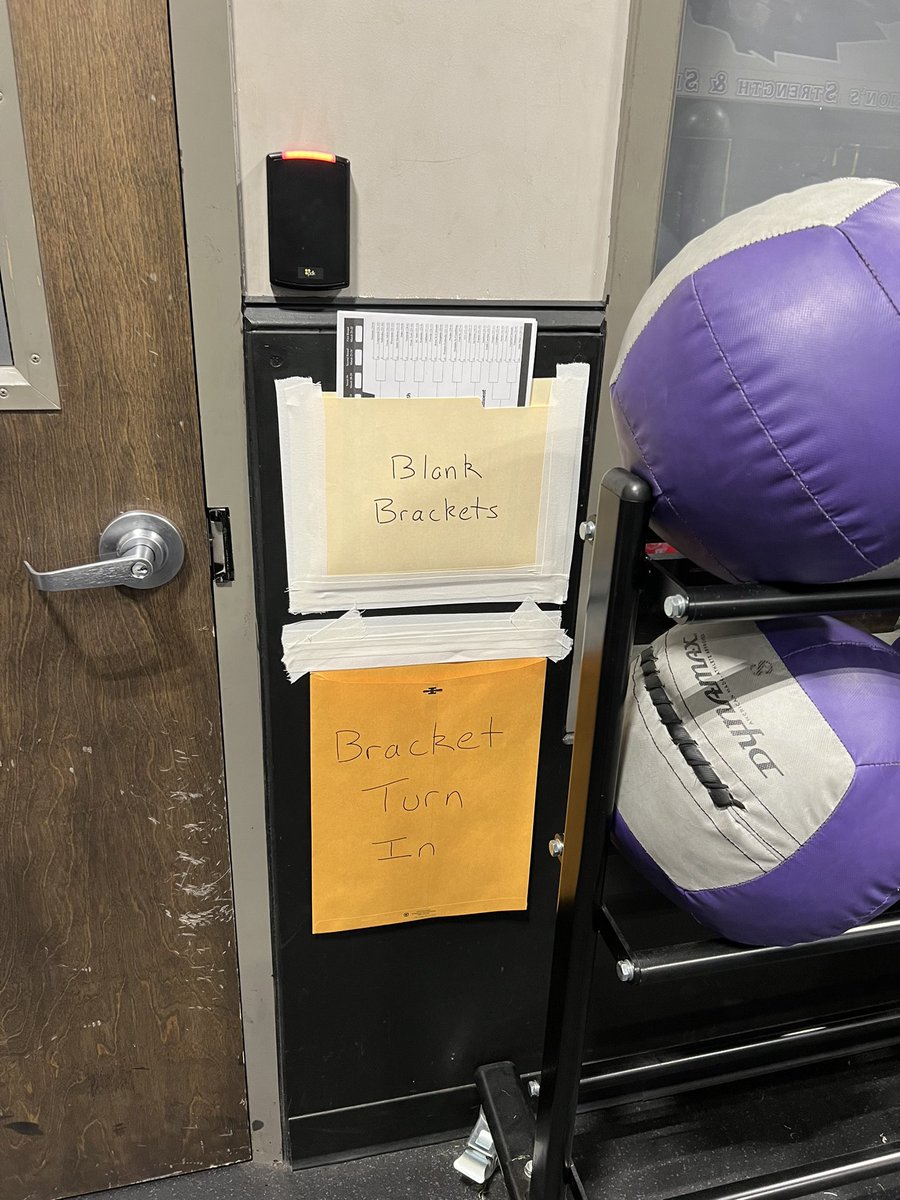 Free to fill out a bracket! 
Winner gets the artwork of the NATM2024 art challenge winner! 
#NATM2024 #athletictraining #MarchMadness 
Due Thursday by noon!