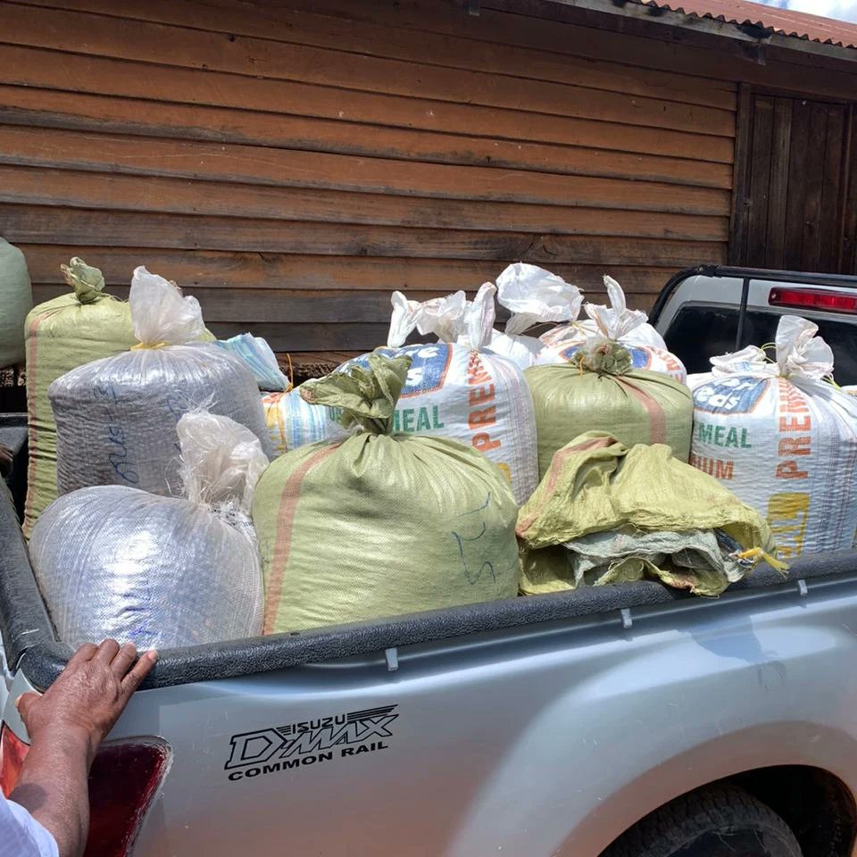 ecocrop's tweet photo. Coffee's ready and heading your way🎉☕

DM to order or call 0701 003 819 to order

#coffeefreshness #coffee #lowcarbon #lowcarboncoffee #lowcarboncoffeefarming https://t.co/7YKQlird9c