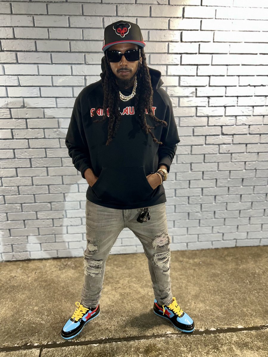 5limeFly's tweet image. Just kause I never post any pics on here like dat