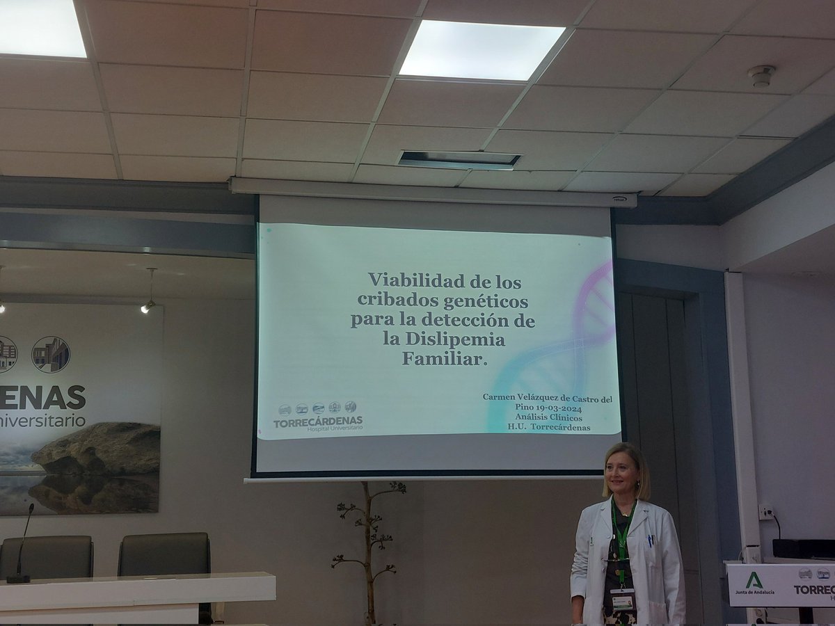 Hoy sesión clinica de #laboratorio en el <a href="/TorrecardenasHU/">Hospital Universitario Torrecárdenas</a> de manos de nuestra analista Carmen Velazquez, viabilidad de los cribados genéticos para la detección de #dislipemia familiar. 
#medicinapersonalizada
<a href="/IAVANTE_FPS/">IAVANTE FPS</a>
<a href="/BiobancoDelSSPA/">Biobanco del SSPA</a> <a href="/saludand/">Consejería de Salud y Consumo</a> <a href="/genyo_pts/">GENYO</a> <a href="/Lorgen_Granada/">Lorgen Granada</a>