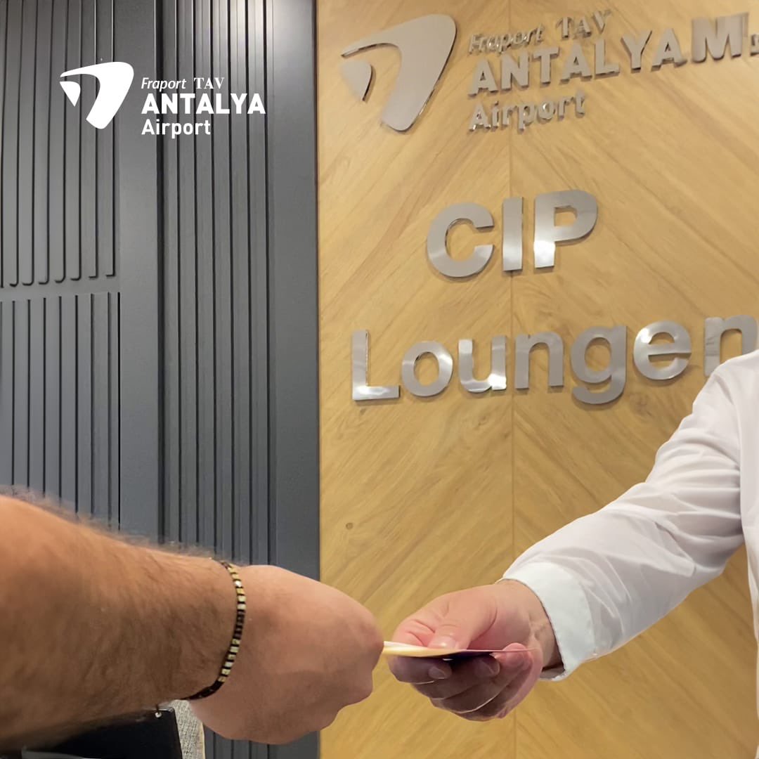 antalya_airport's tweet photo. Daha önce hiç olmadığı kadar konfor ve rahatlığın tadını çıkarın. Yolculuğunuz CIP Hizmetleri ile başlıyor!
.
Indulge in comfort and convenience like never before. Your journey begins with Cip Services
.
#CIPLounge #AntalyaAirport #LuxuryTravel #relax #comfort https://t.co/yPXSgk4IAd