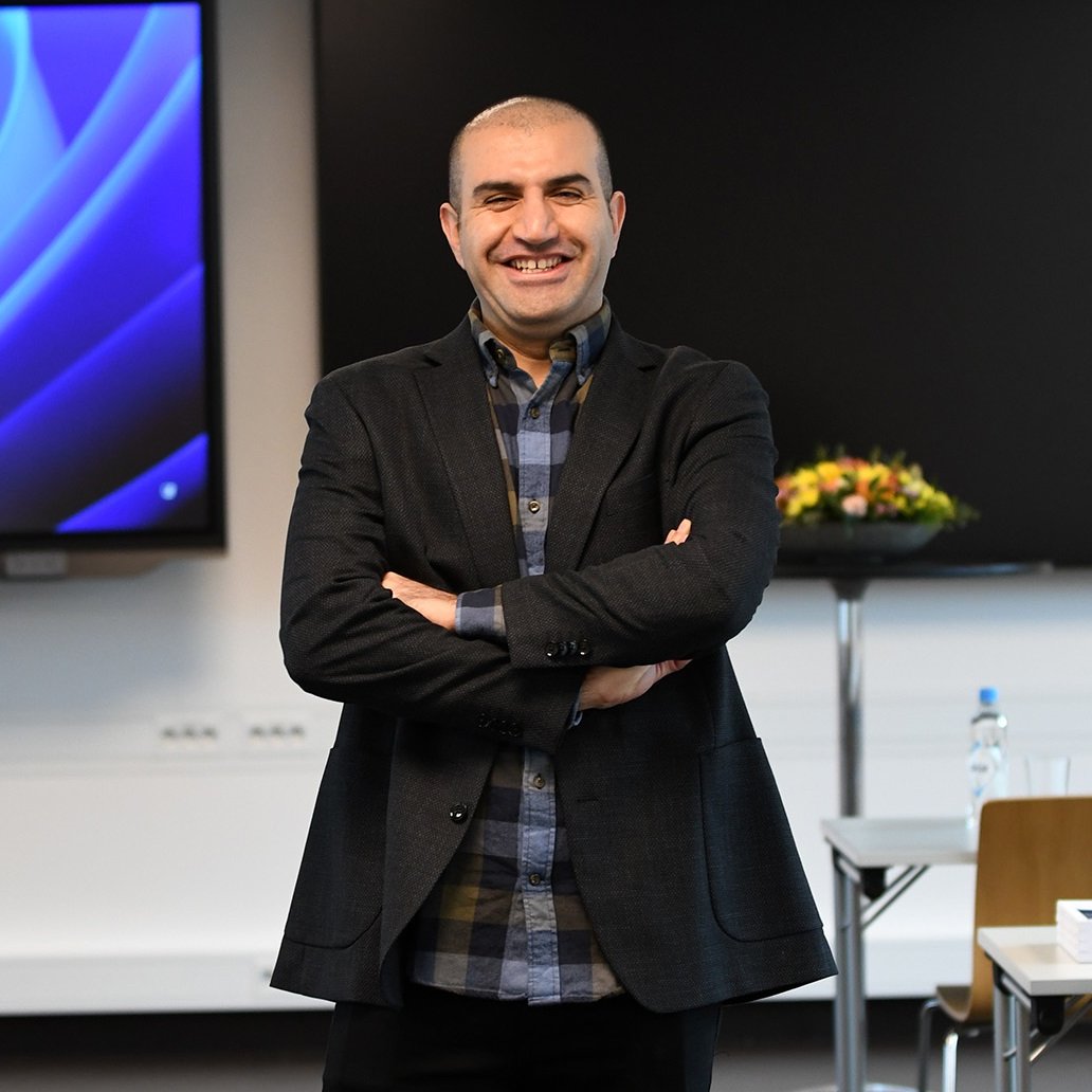 Congratulations, Mohammad Zarei! He has achieved a significant academic milestone by successfully defending his thesis for the PhD degree at @NHHnor. bit.ly/3TkLYK5