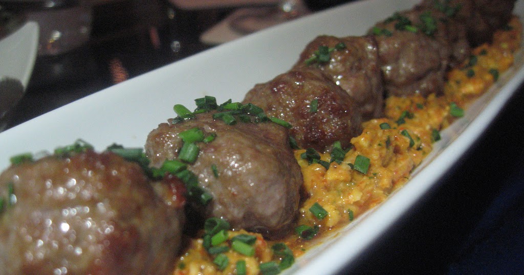 chefocuisine's tweet image. Recette de boulettes - croquettes d&apos;agneau - utilisation des restes de rôti #de gigot d&apos;agneau #antigaspi #utiliser #restes #utiliserlesrestes #agneau #viande #croquettes  …ne-maison-comme-autrefois.blogspot.fr/2013/04/recett…