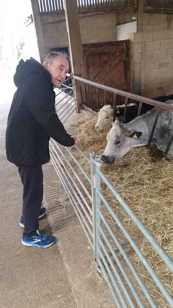 HISCNorthherts's tweet photo. Home Instead Client enjoying nature at Standalone Farm. What a lovely place to enjoy nature and feeding the animals. What a fantastic way to spend a morning, then visit the café for a cuppa.
Thank you to our Carer Clive for taking these beautiful photos. https://t.co/rqsTnnTFqi