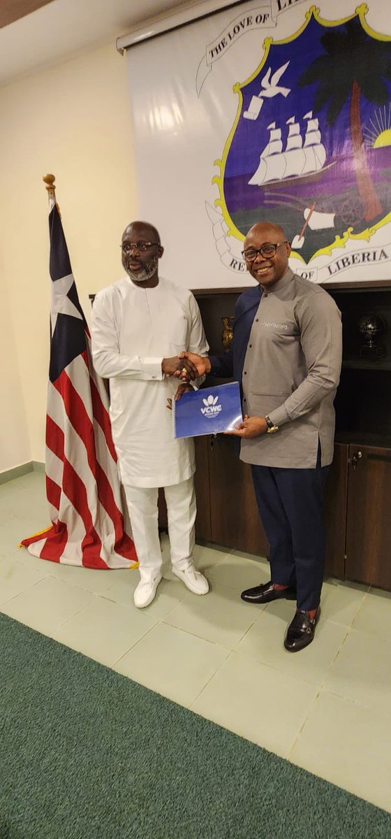 Former #Liberia-n 🇱🇷 President H.E. @GeorgeWeahOff with our Chairman @FredSiewe in Monrovia. The football great is the only #Africa-n player to ever win the #BallonDOr, and will be in #Kigali this September, for the @VCWC2024 ⚽️ #GeorgeWeah #LegendsVisitRwanda #Rwanda 🇷🇼 #RwOT