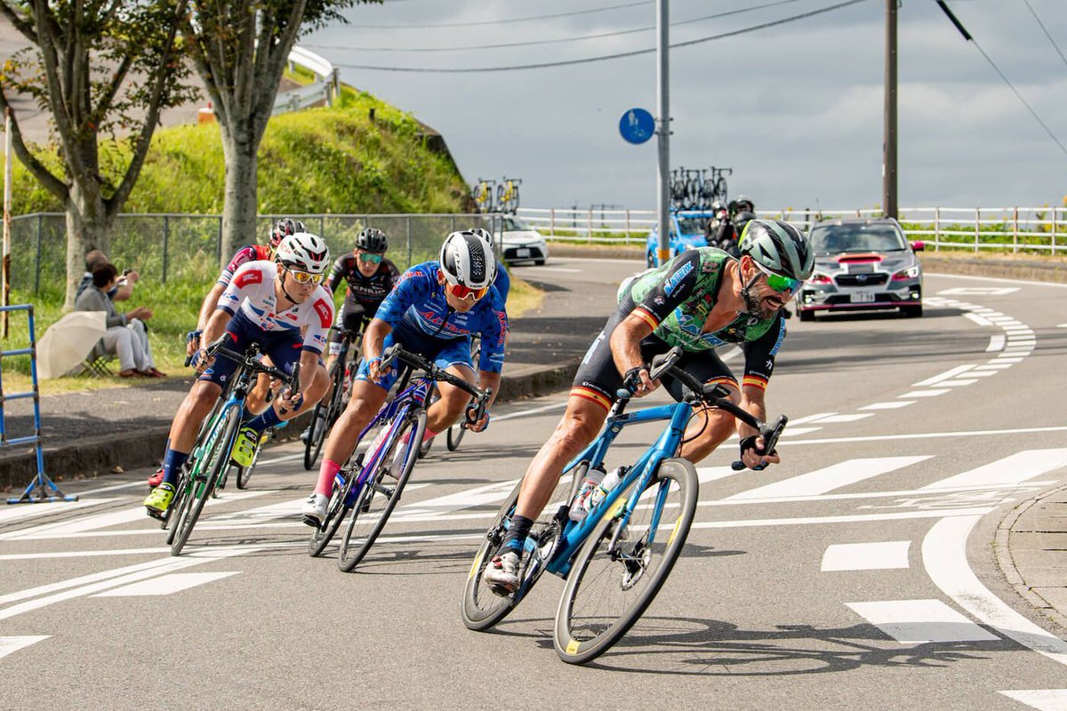 FukuokaNow's tweet photo. The race is on! 🚴♂️💨 Stay tuned for the "Tour de Kyushu" this October and experience the thrill of the ride across Kyushu's breathtaking scenery.
https://t.co/mOk3JxrGLS
#TourDeKyushu
#cycleevent
#kyushunews
#fukuokanews
#fukuokanow
#ツールド九州
#福岡のニュース https://t.co/kZdowGQ73s