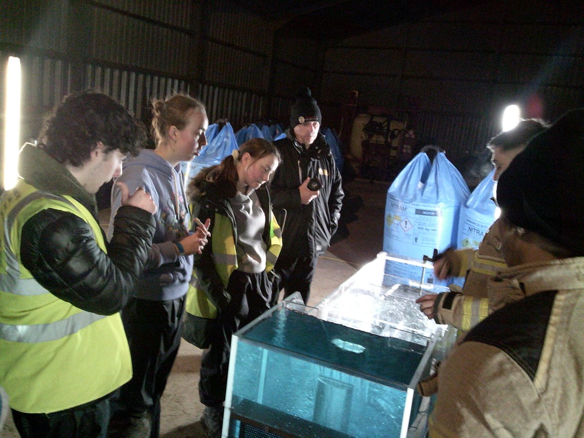 We are really proud of the 'St Anne's Sixers' who undertook the Humberside Police Night Challenge over the weekend. The group walked over 12 miles through the night  in very wet and muddy conditions, completing challenges along the way. #humbersidepolice #weallachieve
