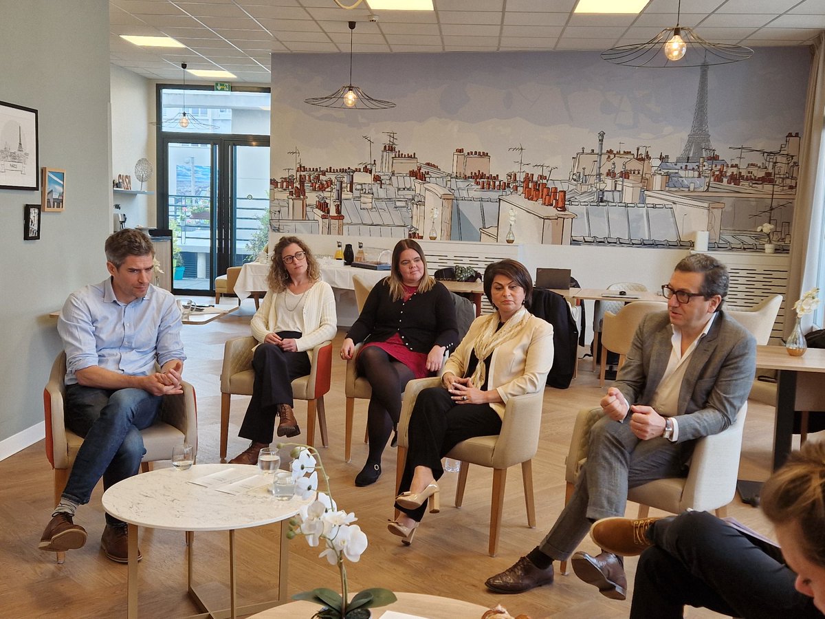 NicolasPECOURT's tweet photo. Conférence de presse ce matin sur le Positive Care avec Antoine Piau, Directeur médical Groupe de @Clariane, Nicolas Merigot DG de Clariane France, Fariba Kabirian Directrice médicale France, Marie Ponsonnet Directrice de Korian Les Terrasses à Paris 20ème qui nous accueille et Audrey Algard médecin coordinateur de l'établissement.

@Julie_Mary_   @KorianFrance   @inicea  @AntoinePiau