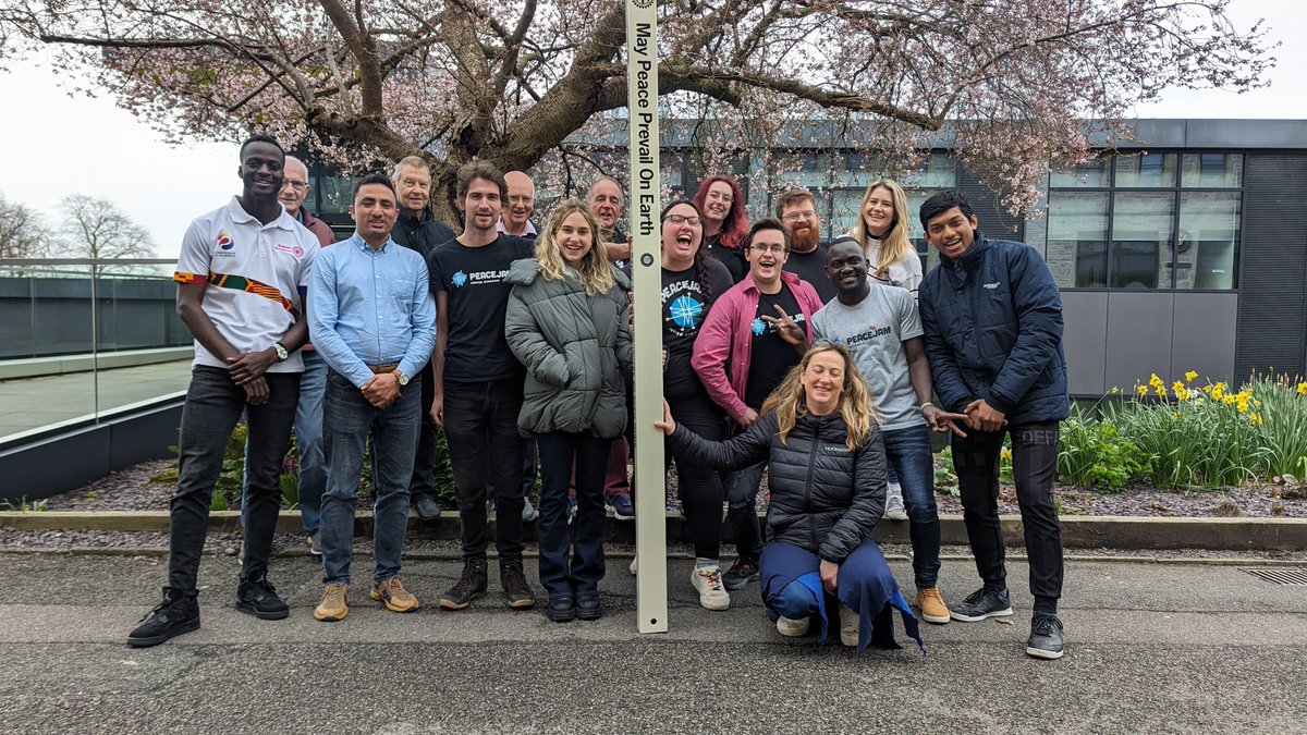 Thank you everyone who turned up to our #Peace Day on Saturday! It was an incredibly international gathering and the perfect opportunity to unveil #WinchesterRotary #PeacePole 😍 We can't wait for the 3rd of July for our Conference 🎉 Sign up here: buff.ly/3NSbioG