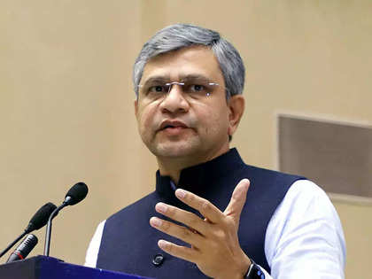 2026 से भारत में चलने लगेगी बुलेट ट्रेन।

: अश्विनी वैष्णव, रेल मंत्री