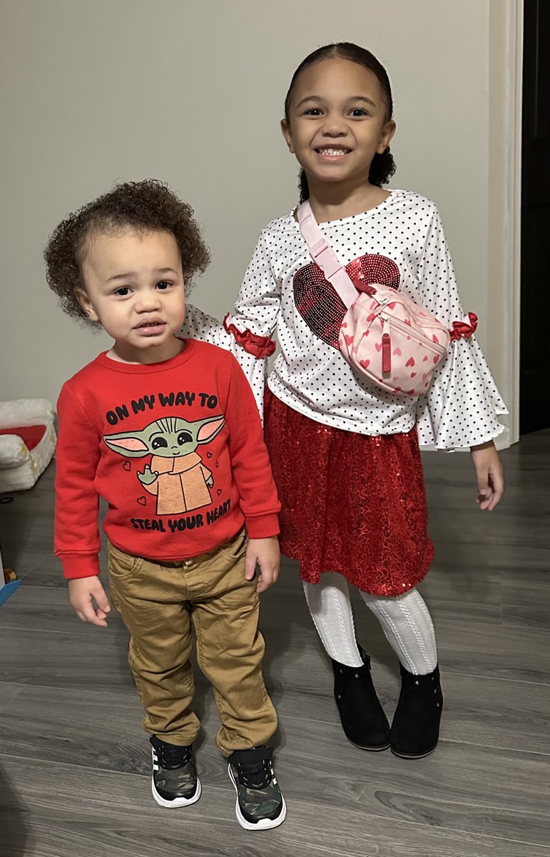 ashleyWRLD_'s tweet photo. Some cute kids 🥰 @SmiteHarden 

2018 - dating, moved in together
2019- had a baby 
2021- bought a house, had baby 2
2023- engaged (took a little long but who is counting) 

Can’t believe it’s been 6 years- Life is fun with your best friend 🥹🥰 https://t.co/NdFIFnrB66