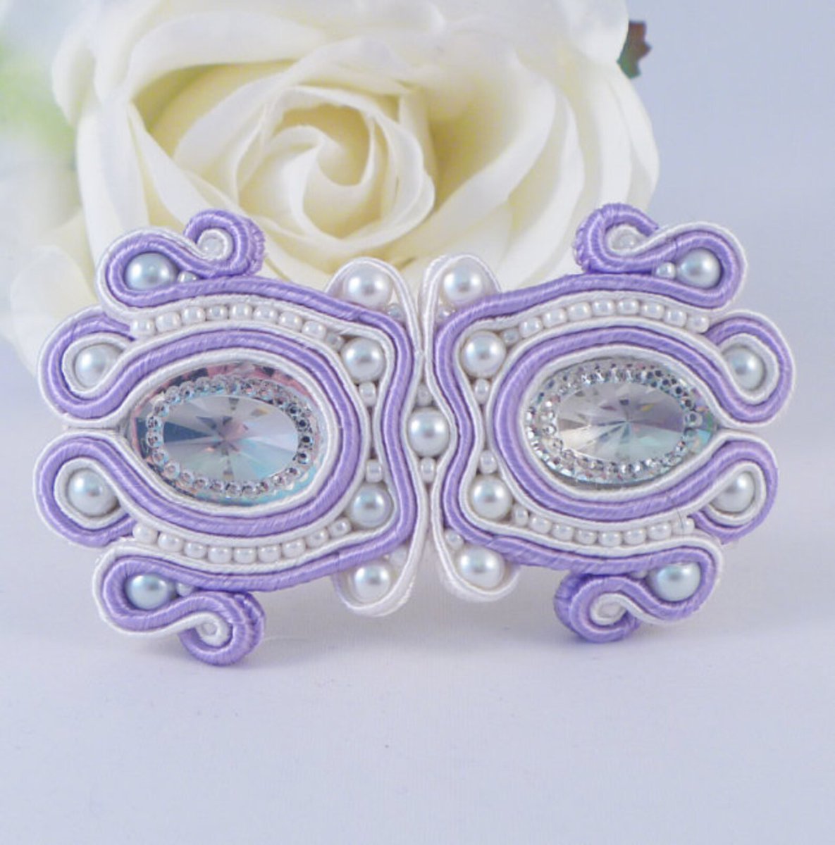 rainbowsnmore63's tweet image. Beautiful handmade barrette from @MollyGDesigns  etsy.com/uk/listing/676… #boosterteam1 #handmadegift #handmadeaccessory