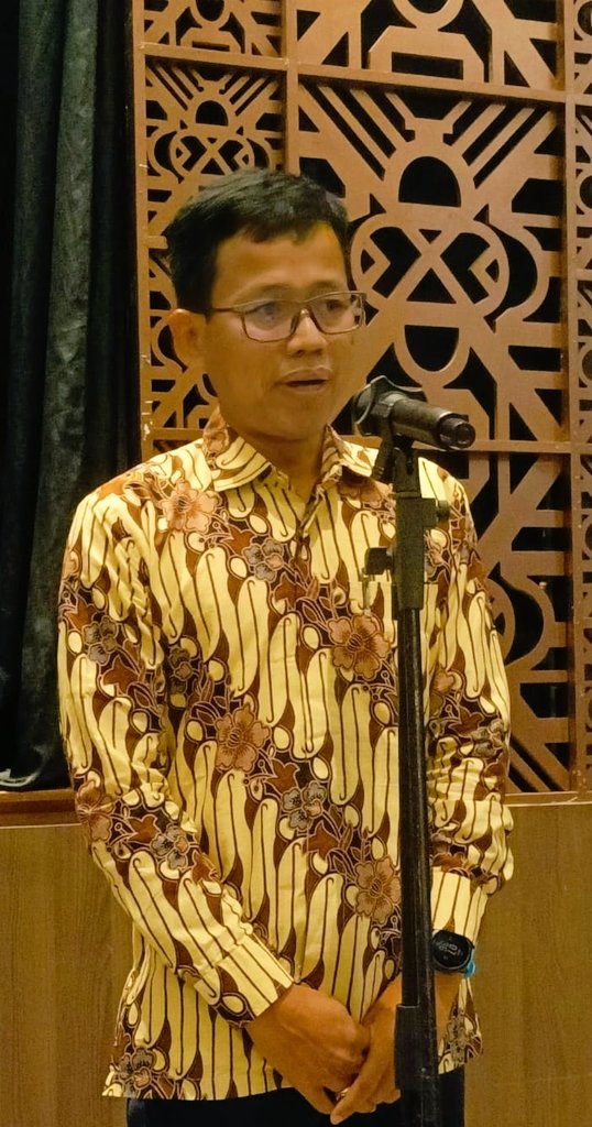 Komjak Ingatkan Jaksa Untuk Patuhi Pasal 143 KUHAP

ADHYAKSAdigital.com –Komisi Kejaksaan Republik Indonesia mengingatkan insan Adhyaksa, khususnya jaksa yang diberi tugas sebagai jaksa penuntut umum 
Baca ADHYAKSAdigital.com: ,