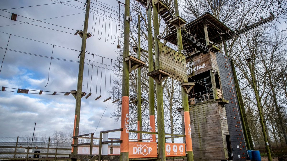 There's less than 3 weeks until kids break up ⏳Here's what to expect at the lake: Free Easter Trail 🐰 Boat Hire 🦩 High Ropes & Archery 🏹 Watersports Sessions ⛵ Observation Wheel 🎡 Cycle Hire 🚲 Walking routes & Play Area 🌳 Learn more 👉 willenlake.org.uk/blogs/get-egg-…