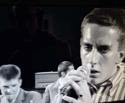 thespecials2's tweet photo. Tonight Sky Arts 9pm
"RECORD ON- A MESSAGE TO YOU"
THE NEW SPECIALS DOCUMENTARY. 

#screenshots 
#terryat65
#ripbrad
#SkyArts https://t.co/ihBSNLaQLC