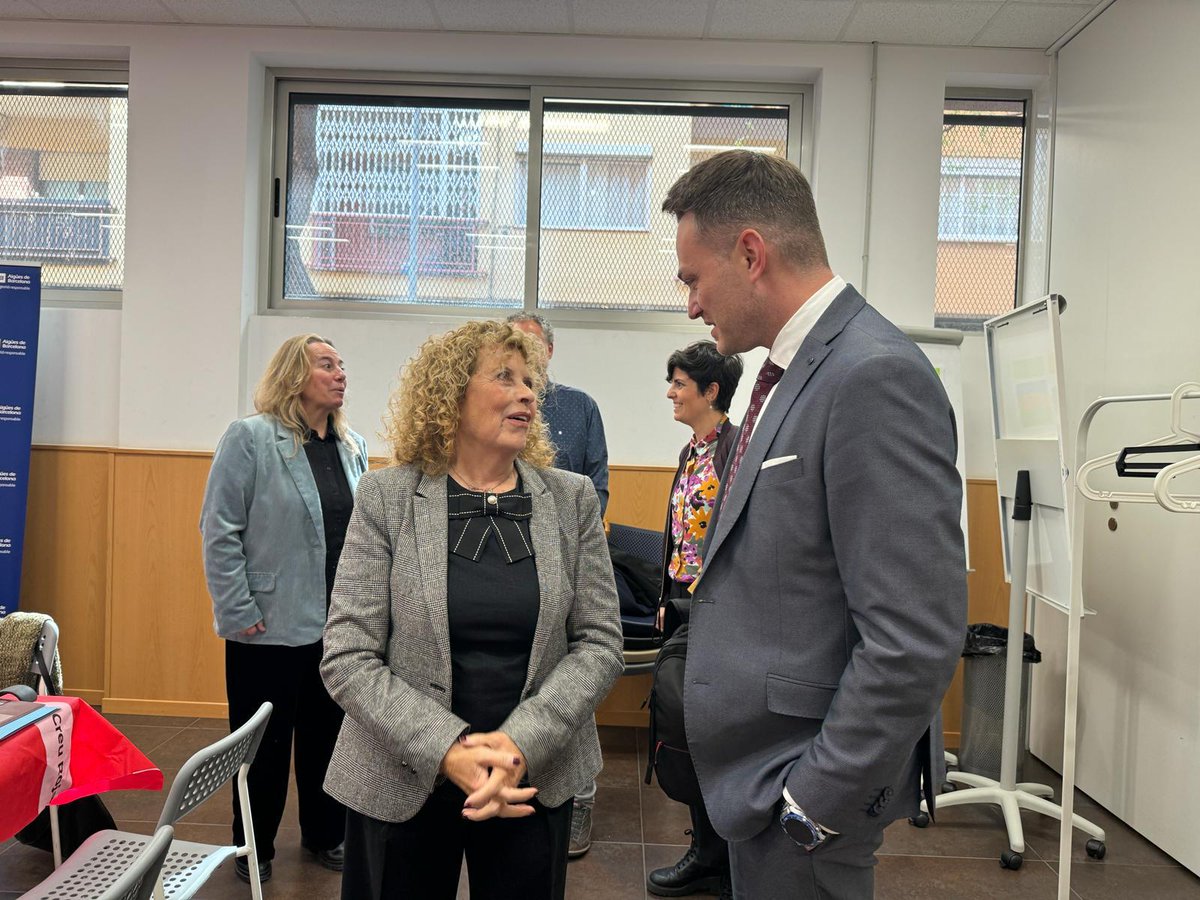 OcupacioCR's tweet image. L&apos;alcaldessa @nuriaparlon i el consell delegat de @aiguesbcnclient @FelipeCamposlh van visitar-nos pel  tancament de l&apos;edició 2023 del #ProgramaONA a @scgramenet

Agraïm a totes les parts per garantir l&apos;èxit i l&apos;impacte positiu en el territori

#OcupacioCreuRoja