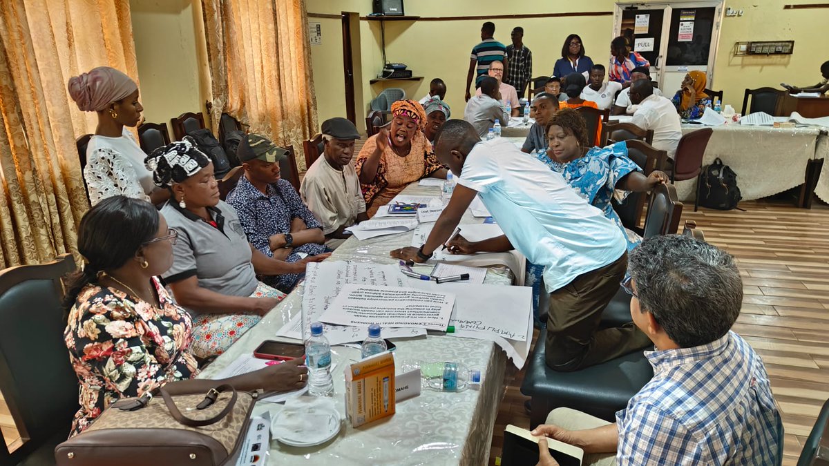 SLURC_FT's tweet photo. Working in groups with central and local government, INGOs, community members and academia to address barriers to inclusive healthcare, amplifying voices of marginalised groups, engaging health workers and scaling up health interventions at our #CityLearningPlatform @ARISEHub https://t.co/DkcGurCWhV