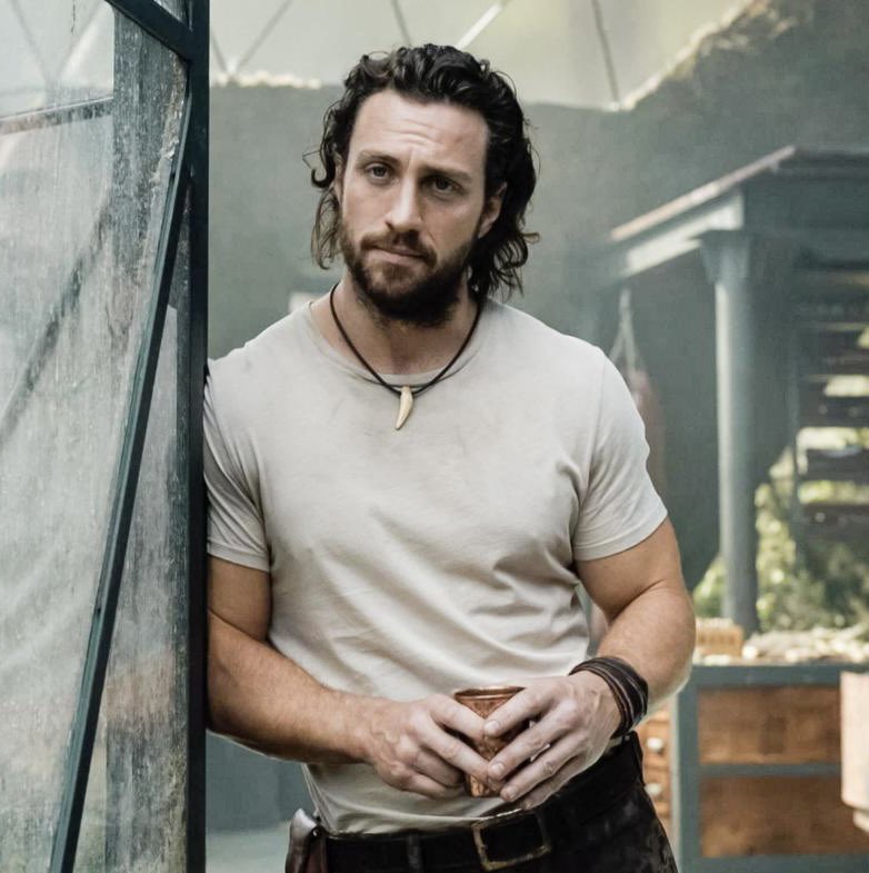 DiscussingFilm's tweet photo. Aaron Taylor-Johnson is rumored to have been offered the role of James Bond.

(via: https://t.co/FZPztYYLm3) https://t.co/0bLLVTyiDc