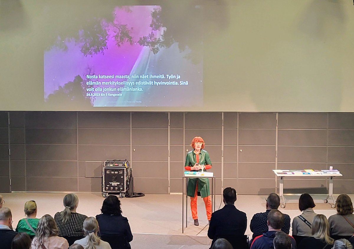 'Nosta katseesi maasta, niin näet ihmeitä. Työn ja elämän merkityksellisyys edistävät hyvinvointia. Sinä voit olla jonkun elämänlanka.' 
@MarjaLiisaManka @Workgoeshappy #wgh2024