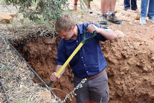 The profile pit! Key to crop production success & any #teamnetafim agronomist's happy place. Getting your hands dirty to dig a profile pit is one of the best tools in both irrigation planning & management. Connect: bit.ly/ContactNetafim #growmorewithless #netafimknowledge