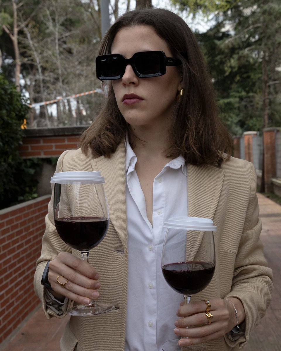 Beatriz González tweet media