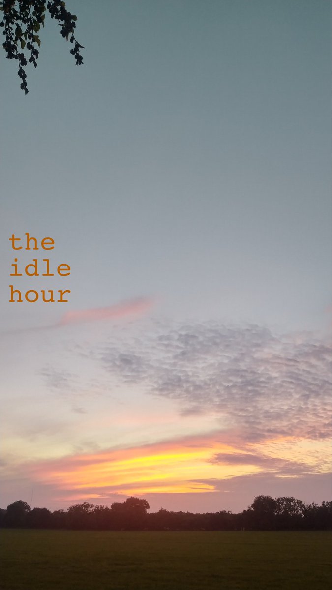 Hello. I'm delighted to say that I'm going to be presenting a monthly music radio show on @DublinDigiRadio. It's called The Idle Hour and will attempt to find links in between songs and then arrange them in chronological order. The first one airs next Thursday (28th) at 5pm!!