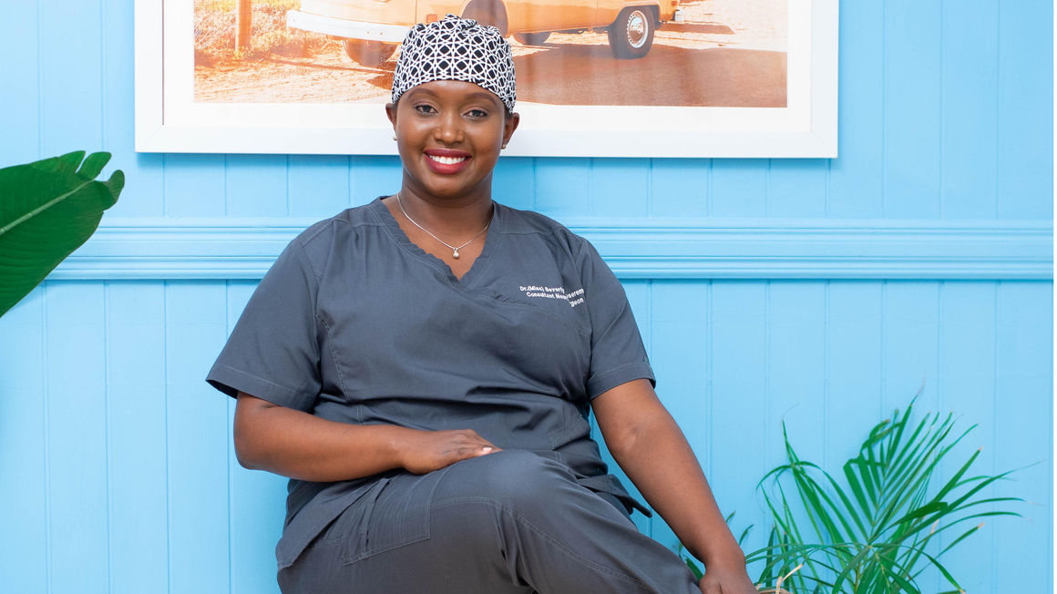 Dr Beverley Cheserem, an Assistant Professor at AKU and a consultant neurosurgeon at @AKUHNairobi is amongst the pioneer female neurosurgeons. It is hoped that she will inspire more women to join the challenging but fulfilling field of neurosurgery. shorturl.at/mnCPY