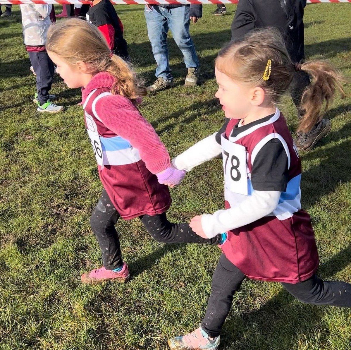 💎Springburn Harriers Junior Jack Sunday 5th May 2024💎 Join us at Christine's Way, Kirkintilloch, for our exciting Junior Jack Races!! Follow the link to sign up: q-buster.co.uk/springburn-har… Looking forward to seeing you all soon 👀🏃🏻‍♀️